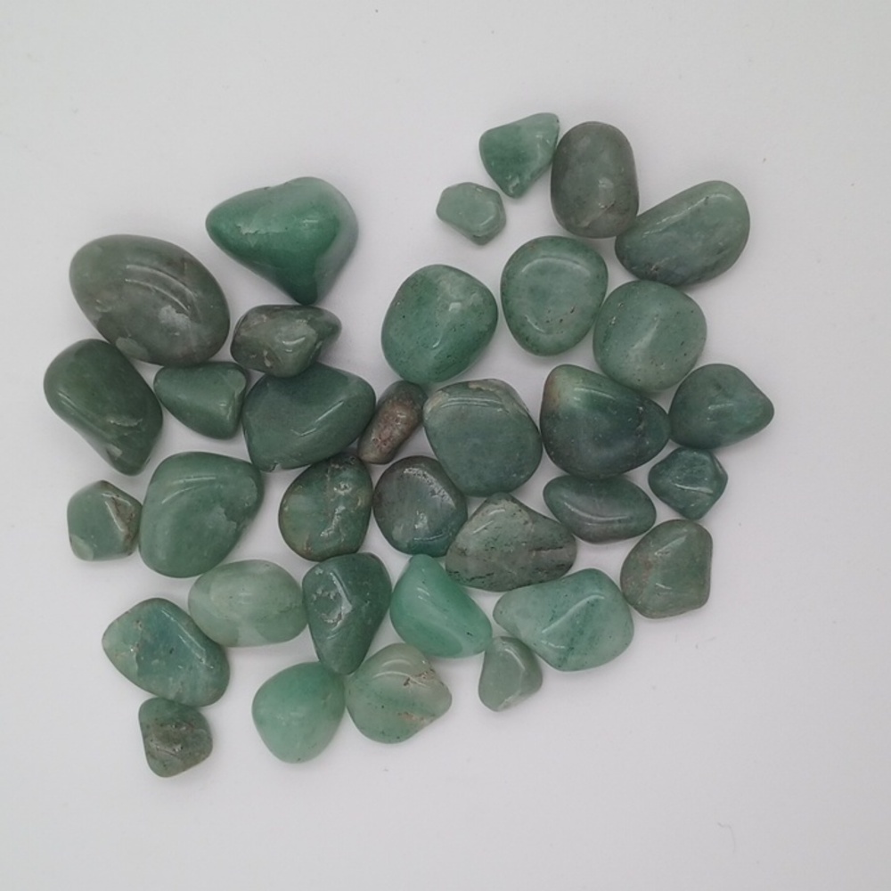 4 Piece Beautiful Natural Green Aventurine Tumbled Semiprecious Stones Healing